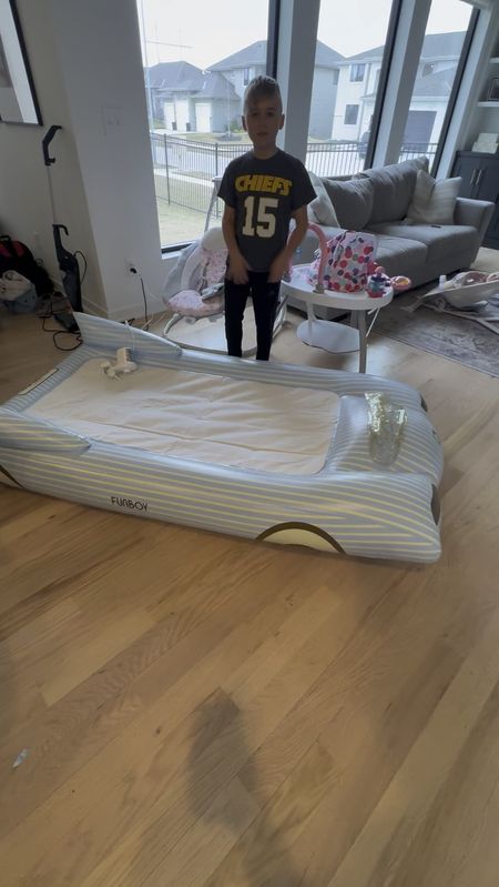 Kids convertible air mattress 