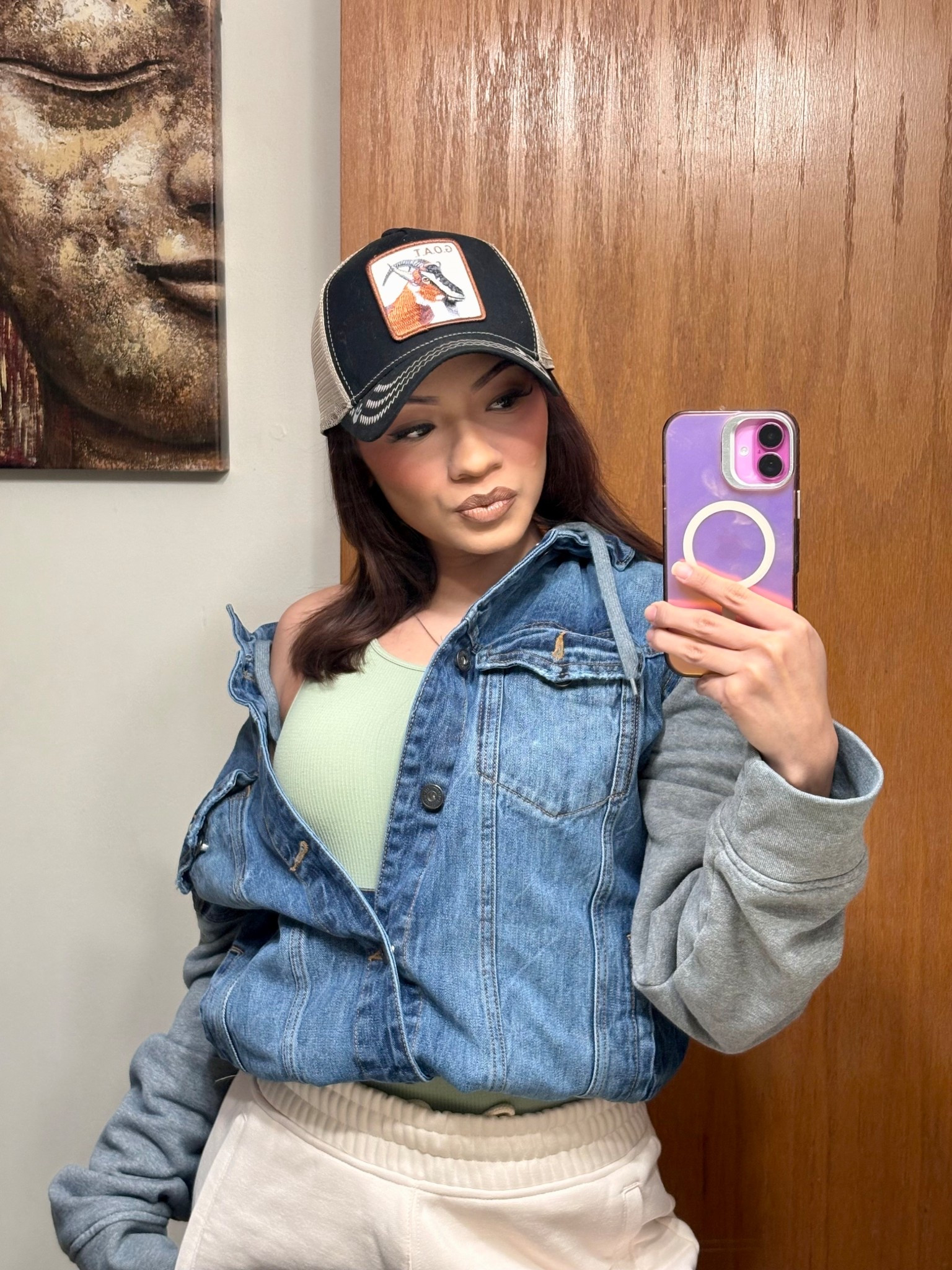 Comfy Errands Outfit w/ Trucker Hat 🚛


#LTKmomlife #LTKgrwm #LTKootd