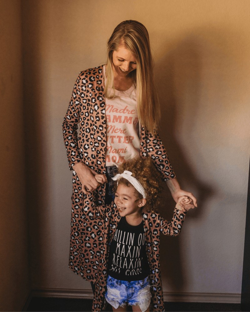 Alexa Side-Slit Duster Kimono - Lady Leopard | Bailey's Blossoms