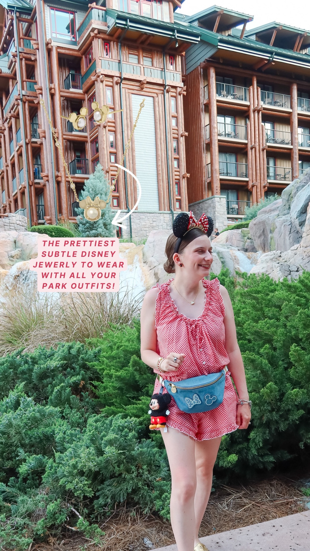 My favorite Disney jewelry! The perfect neutral Minnie necklace for your Disney world outfits. 

Disney jewelry / Disney accessories / Disney outfit / Disney outfit inspo / Disney mom outfits