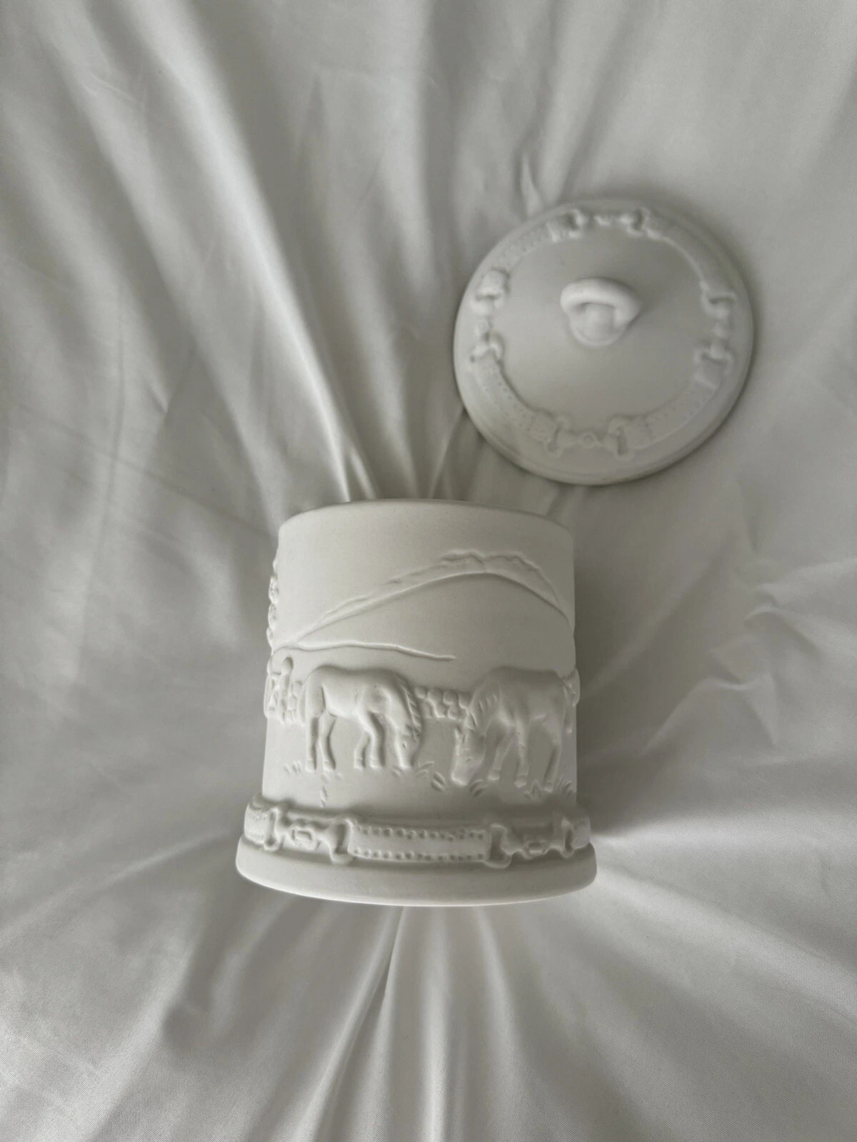 two's company candle Cedar+ Saddle | eBay US