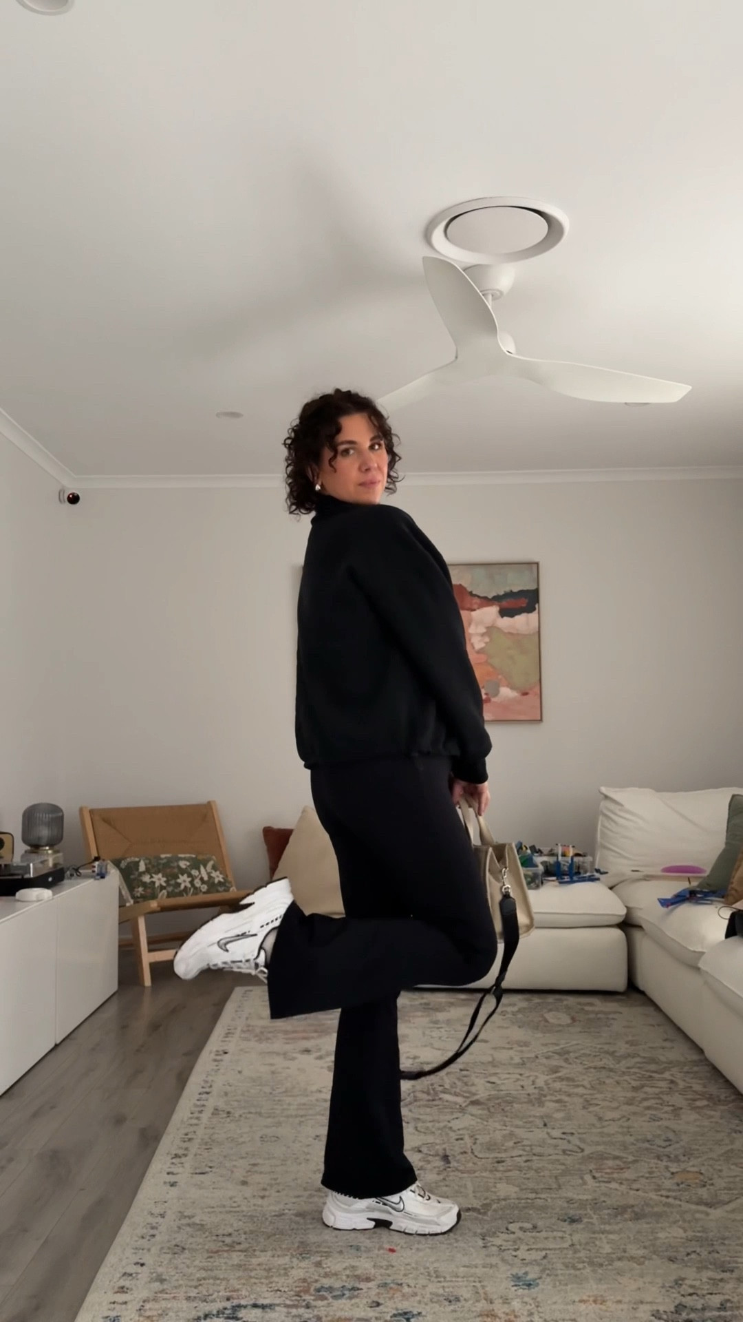 Athleisure style for a day of running errands 🖤

Wearing M jumper & tights. 

Francesca DC: CSVP15%

#LTKfitness #LTKstyletip #LTKaustralia