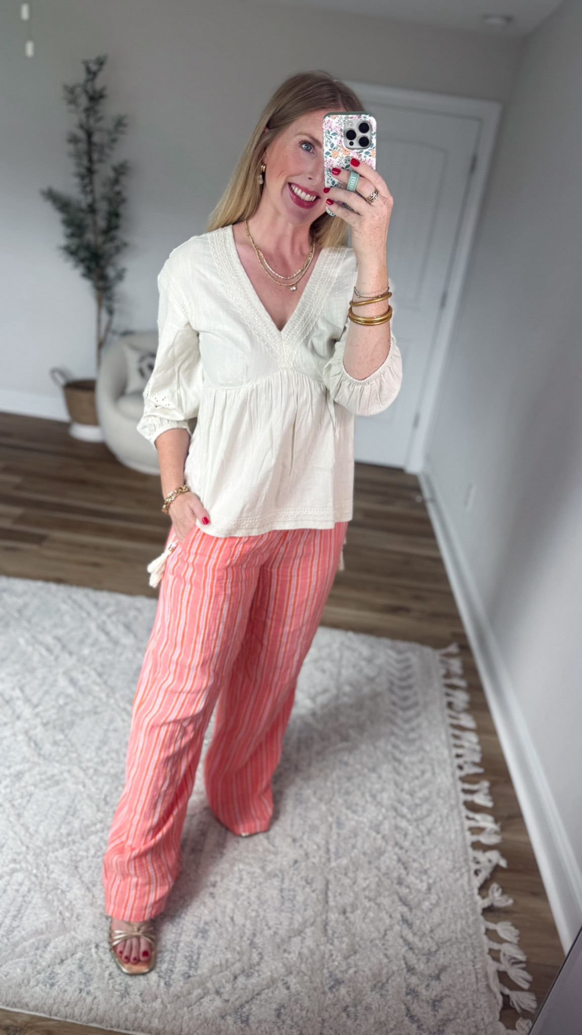 Daily try on, Walmart outfit, Walmart fashion, Walmart try on, time and tru, beachy pants

#LTKgrwm #LTKootd