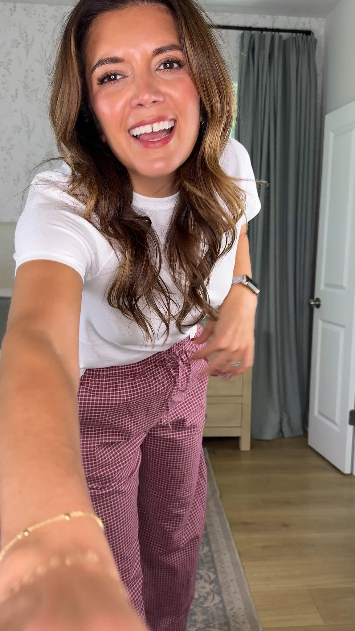 LOVING these barrel leg pants! I’m 5’7” in a size small tall. White tee in a small.

#LTKOver40 #LTKTall
