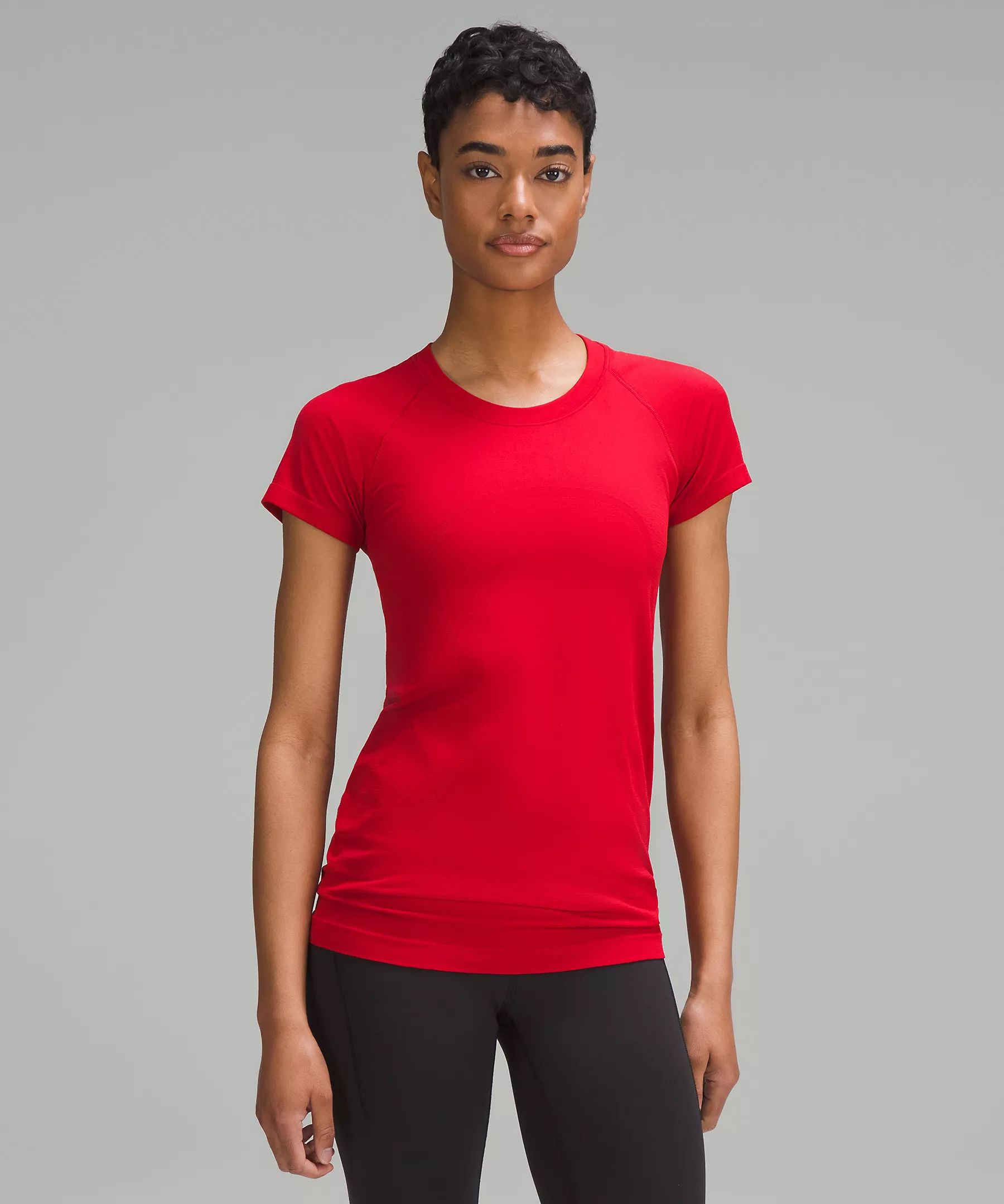 Swiftly Tech Short-Sleeve Shirt 2.0 | Women's Short Sleeve Shirts & Tee's | lululemon | Lululemon (US)