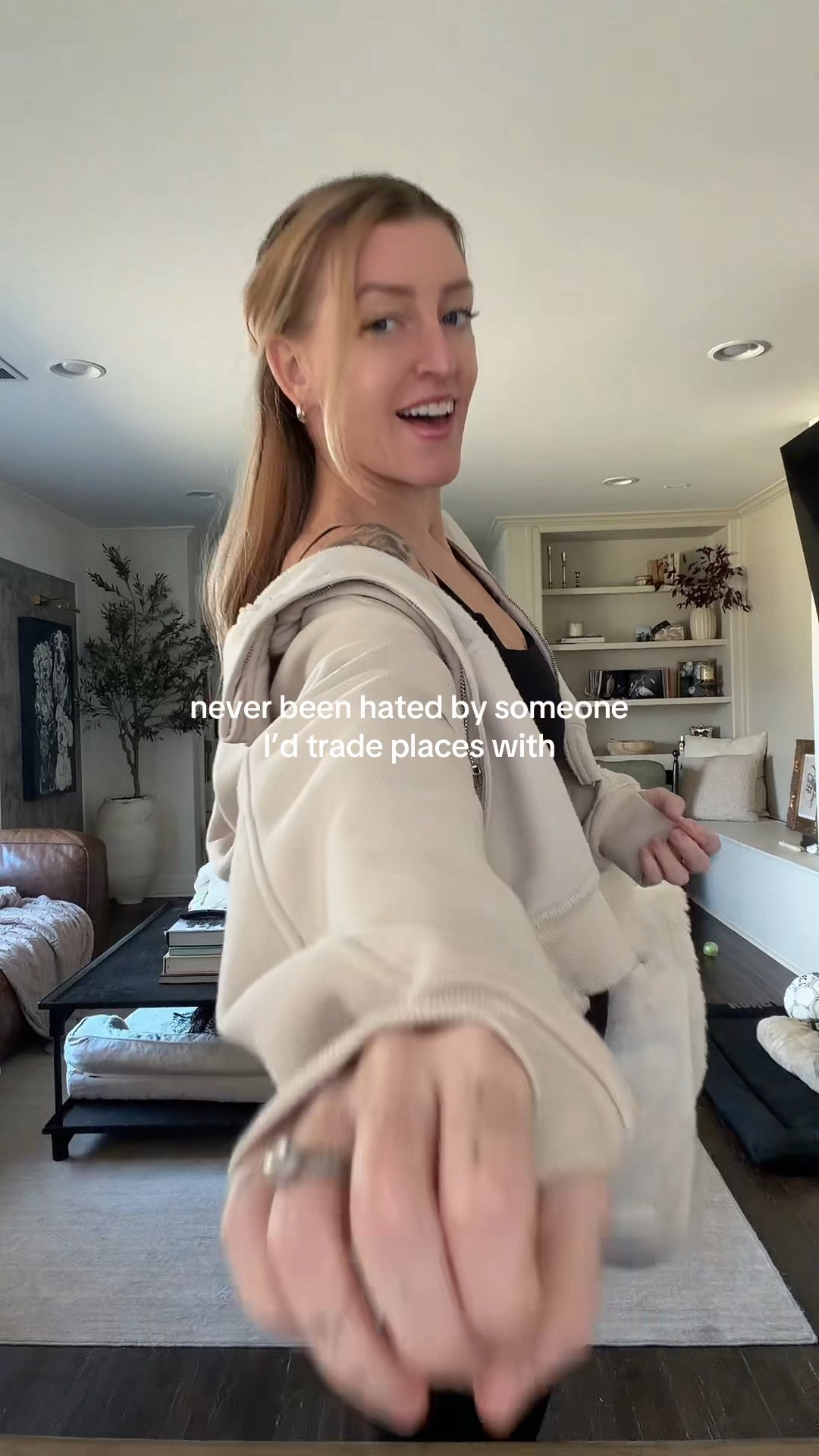 Headed to Pilates in my favorite Amazon set 🩷🤏🏼

#activewear #leggings #pilates #fitness #fitcheck

#LTKActive