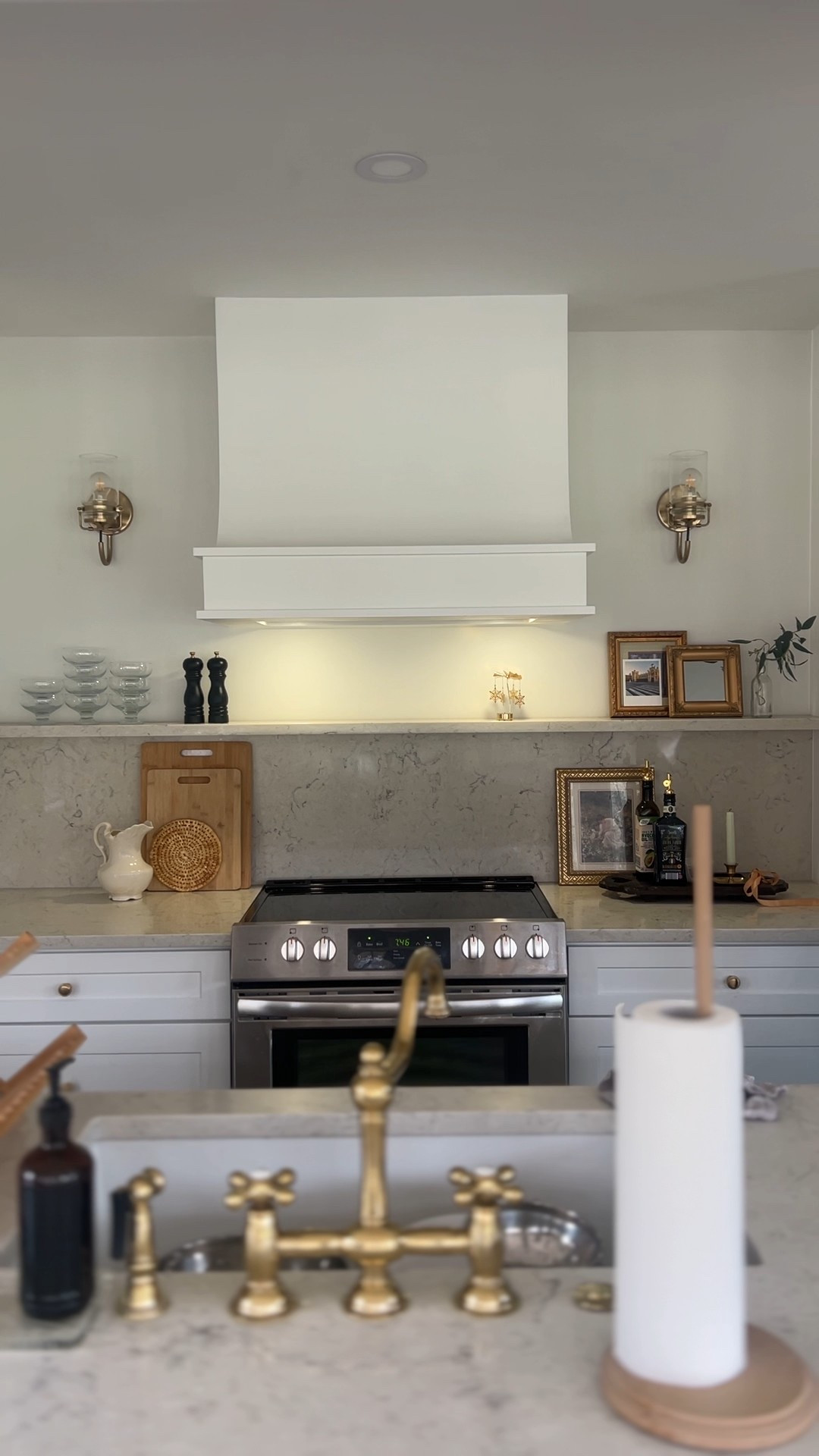 Holiday prep is in full swing over here — the kitchen is officially working overtime and we’re getting ready to host 30 for Thanksgiving. 🥰

I rounded up the cookware, serveware, and hosting essentials I actually rely on this week… the things that save my sanity when the guest list doubles. 🤎

#LTKfoodie #LTKHoliday #LTKCyberWeek