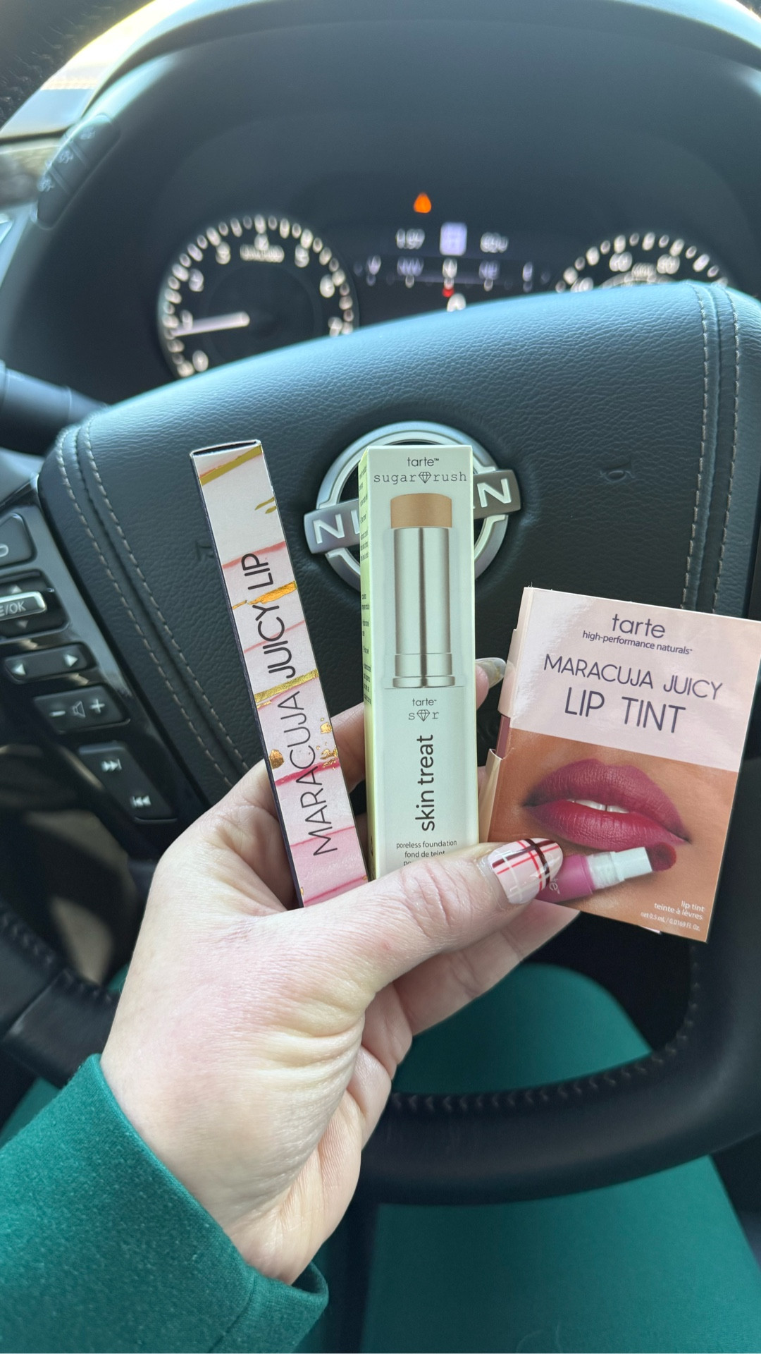 @tarte accidentally sent me a Maracuja juicy lip in vanilla icing and I’m not mad about it. 

They also have 35% off site wide right now so it’s a great time to stock up  

#LTKSaleAlert #LTKstorytime #LTKBeauty
