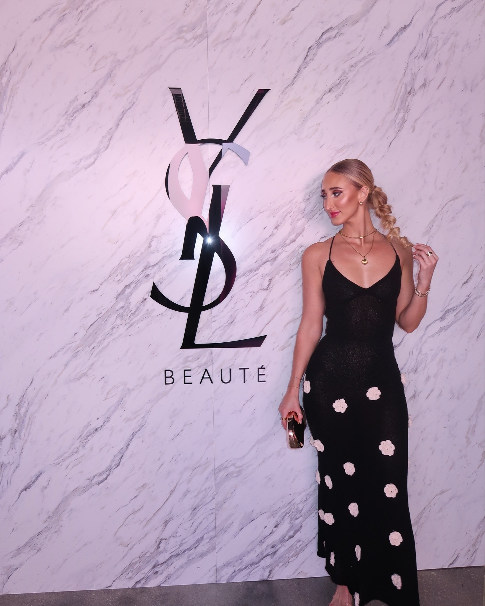 Play a live game with YSL