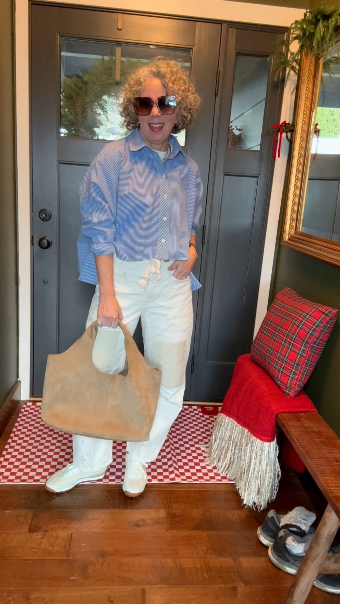 Everything is older or thrifted so everything but the pants are a similar option ❤️