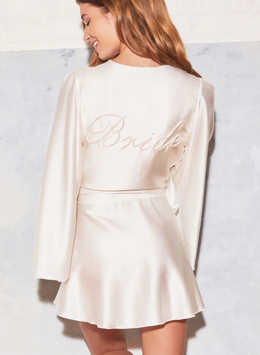 Bride Embroidered Angel Sleeve Robe | Fleur du Mal
