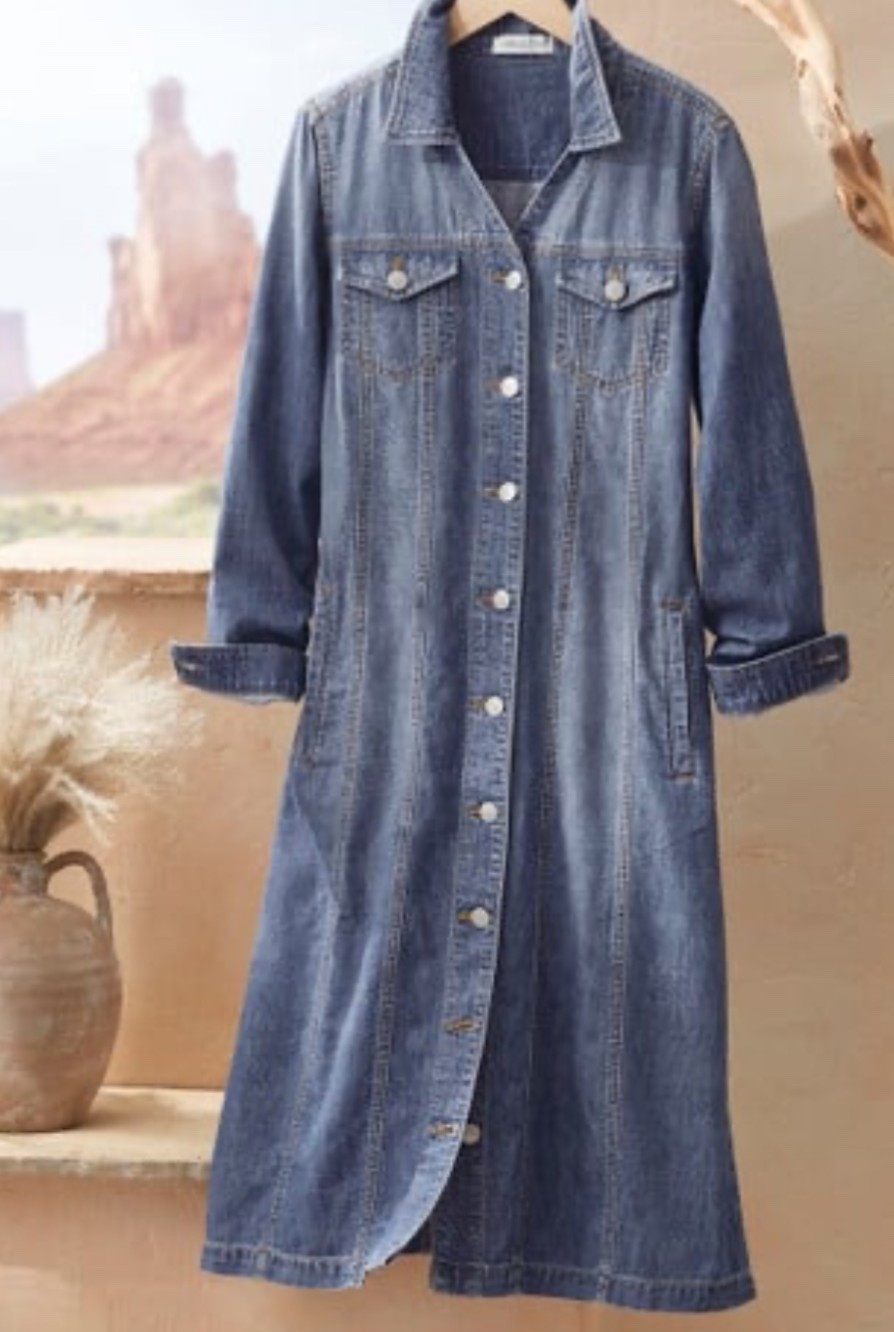 Cute lightweight denim shirt dress with side pockets. Can be worn all seasons. Pair it with boots for fall or winter, sandals for spring and summer!!

Sizing info Misses (44" long); Petites (41"); Women’s (45")
Hits at the knee
Relaxed fit
Long sleeves 
#ltkover40

#LTKMidsize #LTKSpringSale #LTKOver40