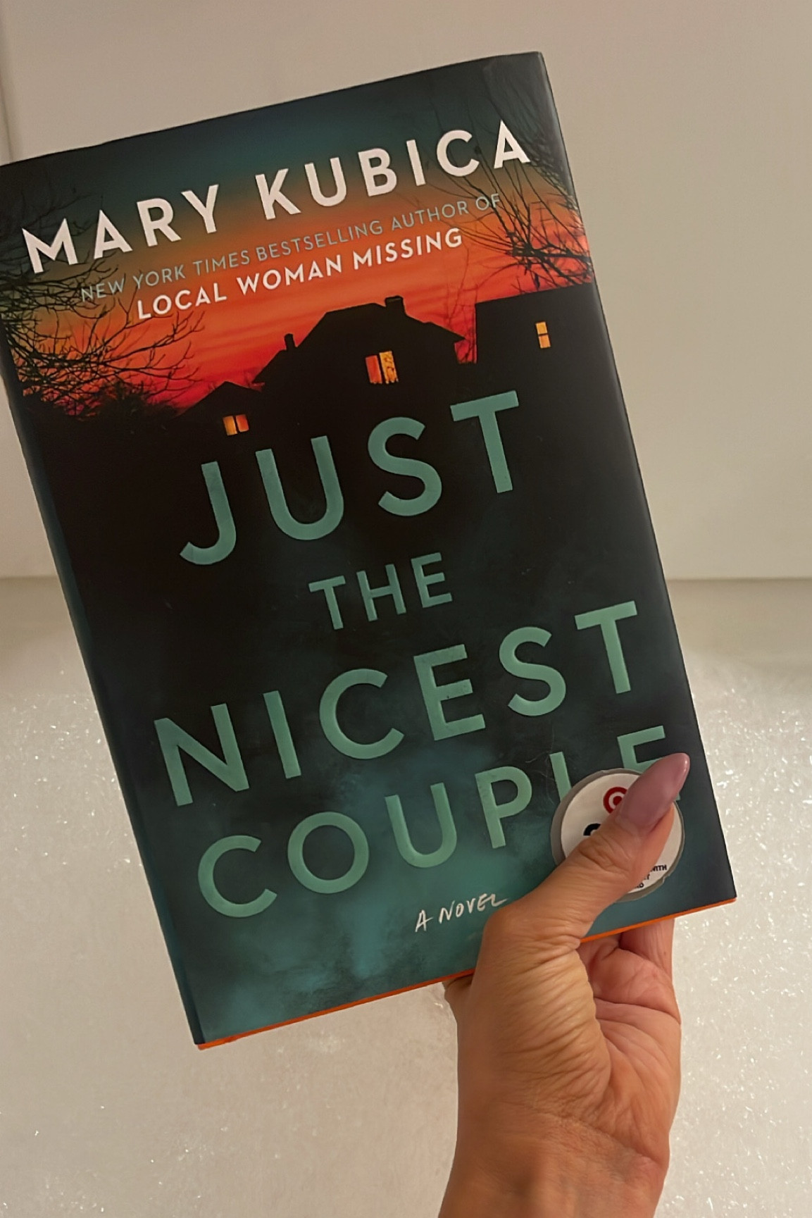 Just the nicest couple - Mary Kubica 
Review on IG stories and Tik Tok



#LTKhome