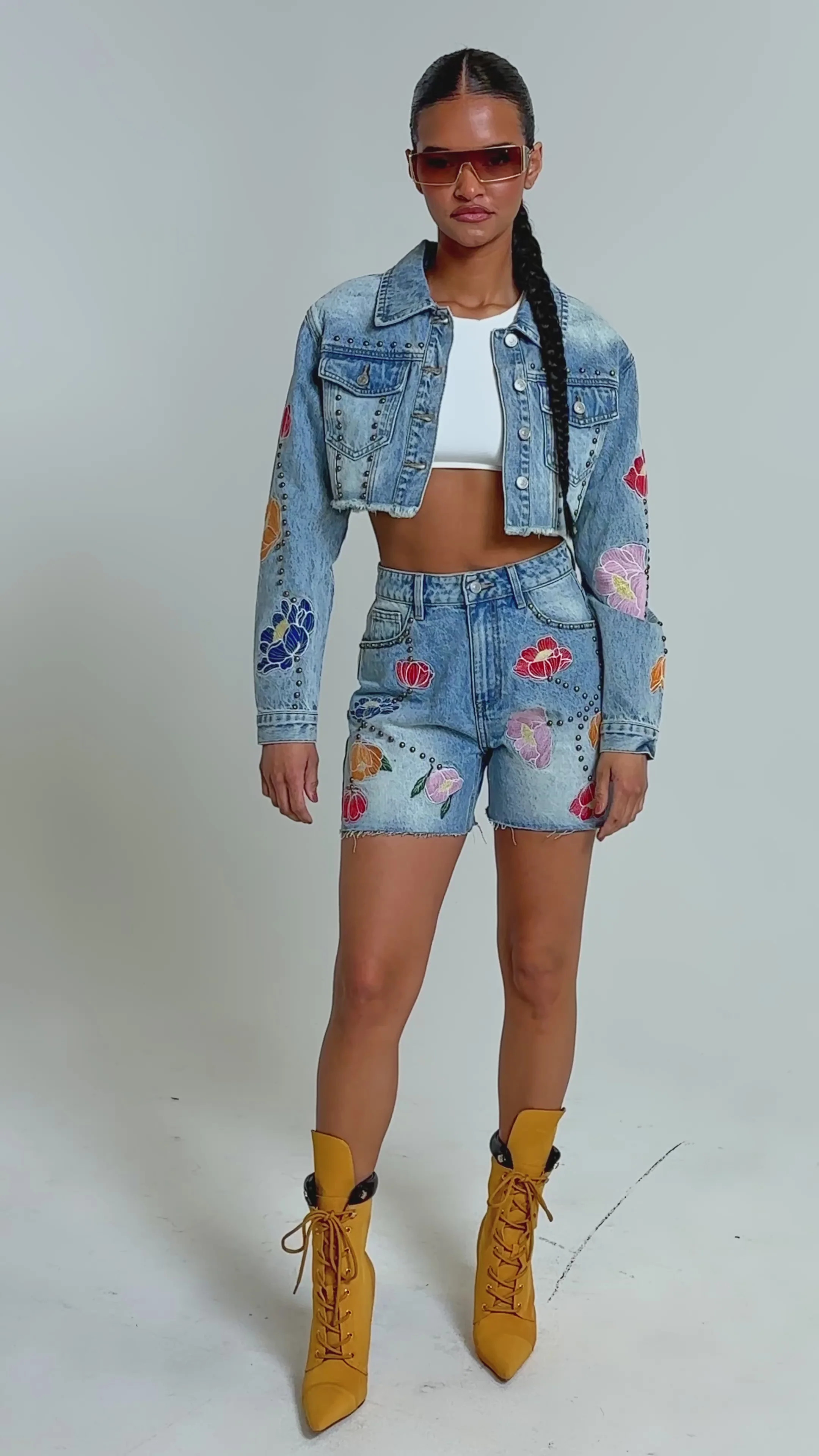LOTTIE EMBROIDERED DENIM JACKET | AKIRA