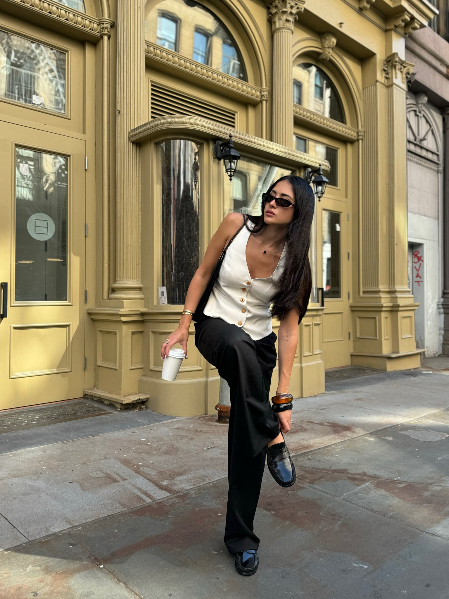 Running errands on a fall morning in NYC type of outfit 🤍🍂 

#LTKSeasonal #LTKTravel #LTKFindsUnder100