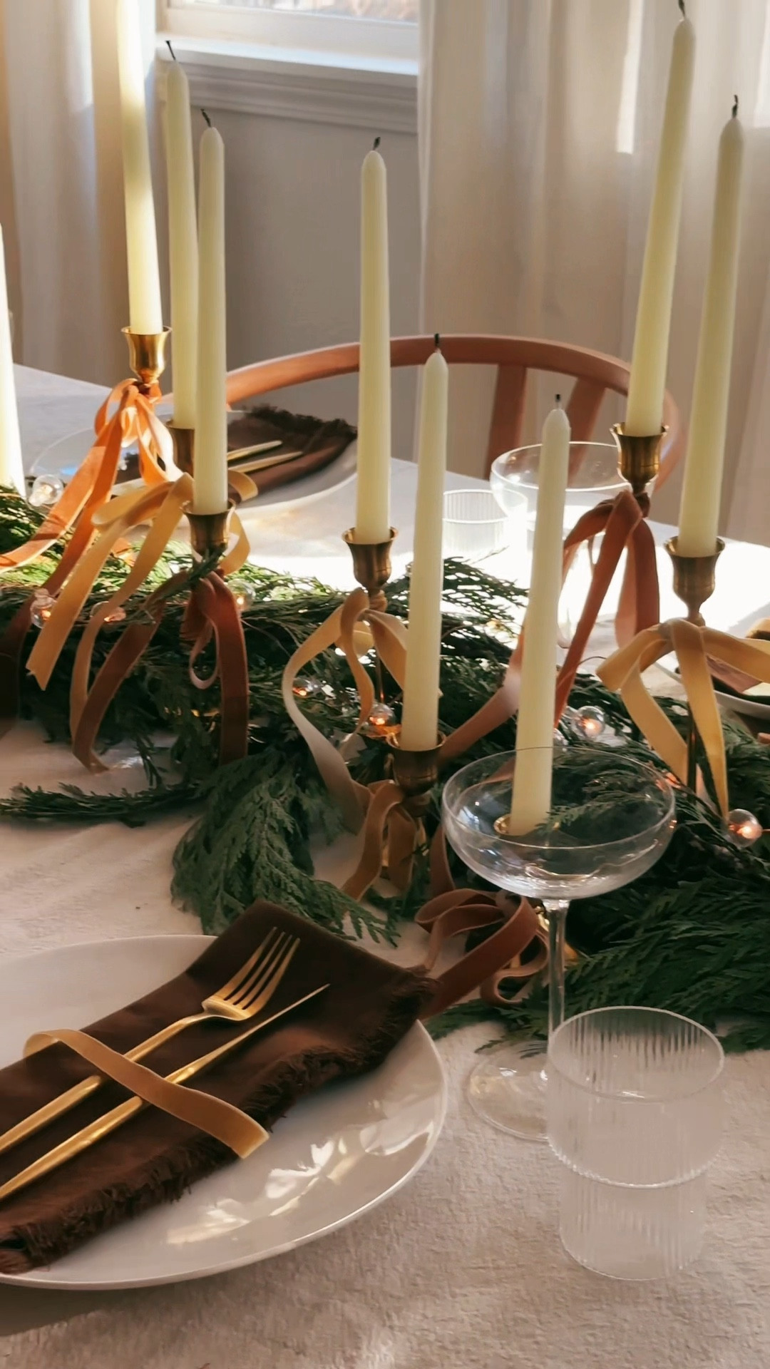 My New Year’s tablescape

#LTKSeasonal #LTKHome #LTKHoliday