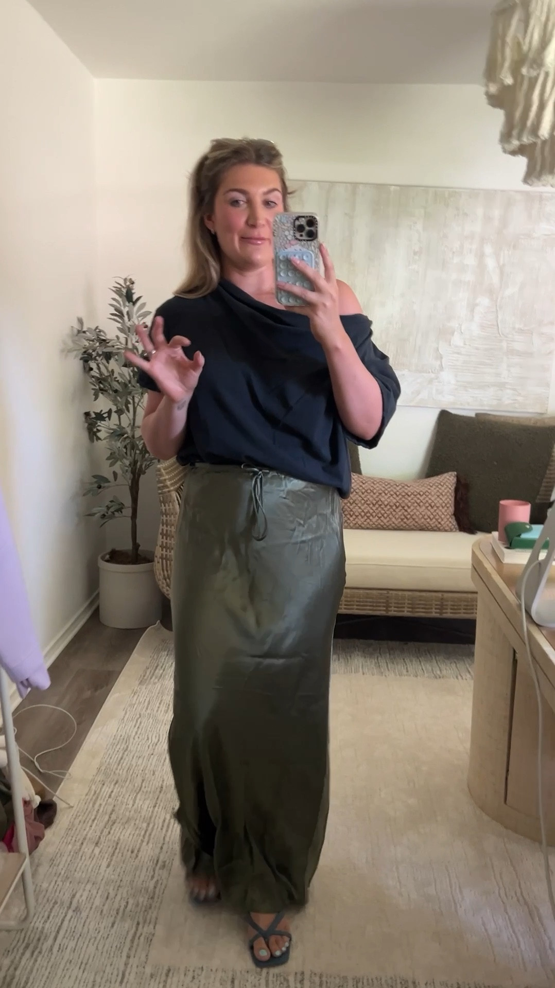 A few things in stock still for NSALE! I’m in all mediums 

#LTKxNSale