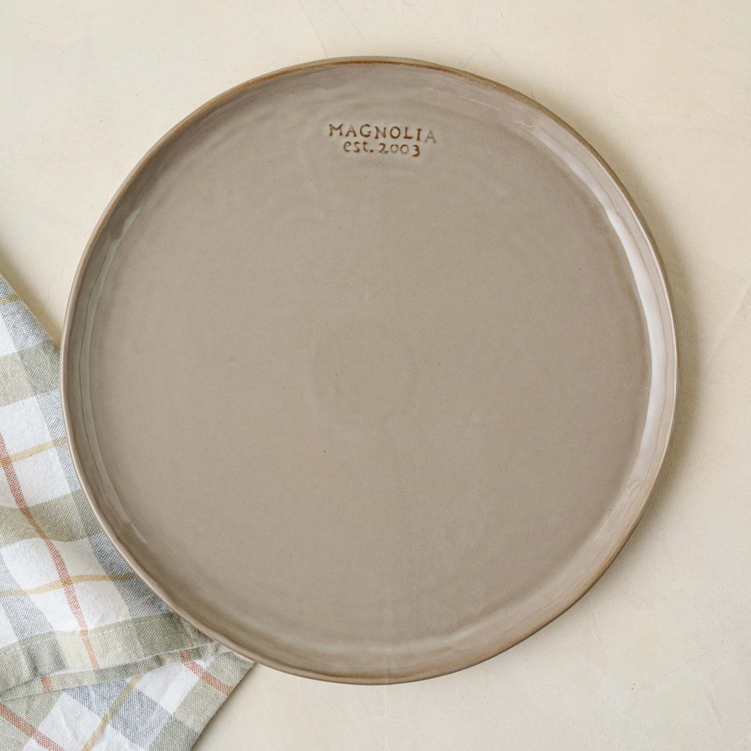 Grey Magnolia Est. Plate | Magnolia