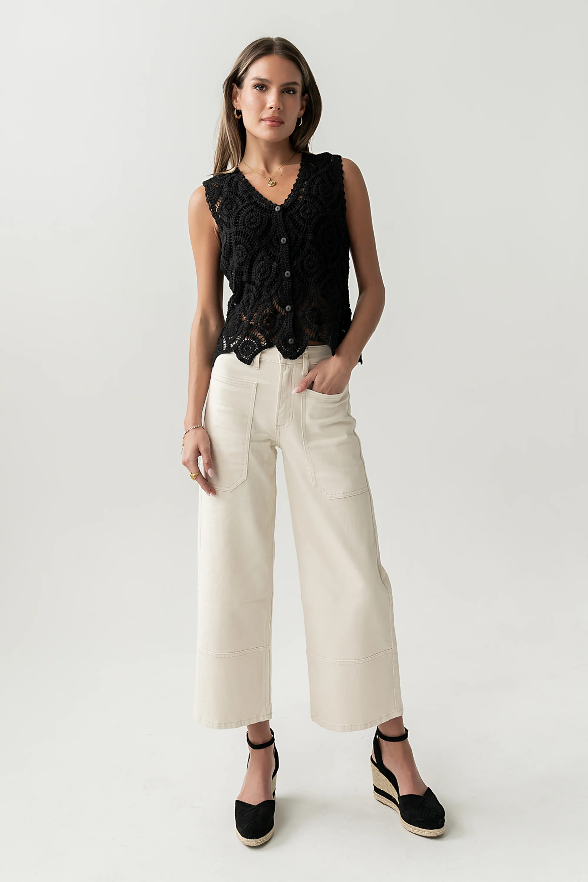 Vicky Crochet Vest in Black | Böhme US