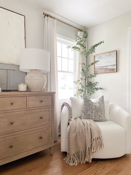 Cozy Corner Bedroom Favorites 

Home decor  home finds  Corner nook  Corner chair  Walmart home decor  Home Inspo  Bedroom finds  How to style  Room styling  Neutral bedroom 

#LTKstyletip #LTKfindsunder100 #LTKhome