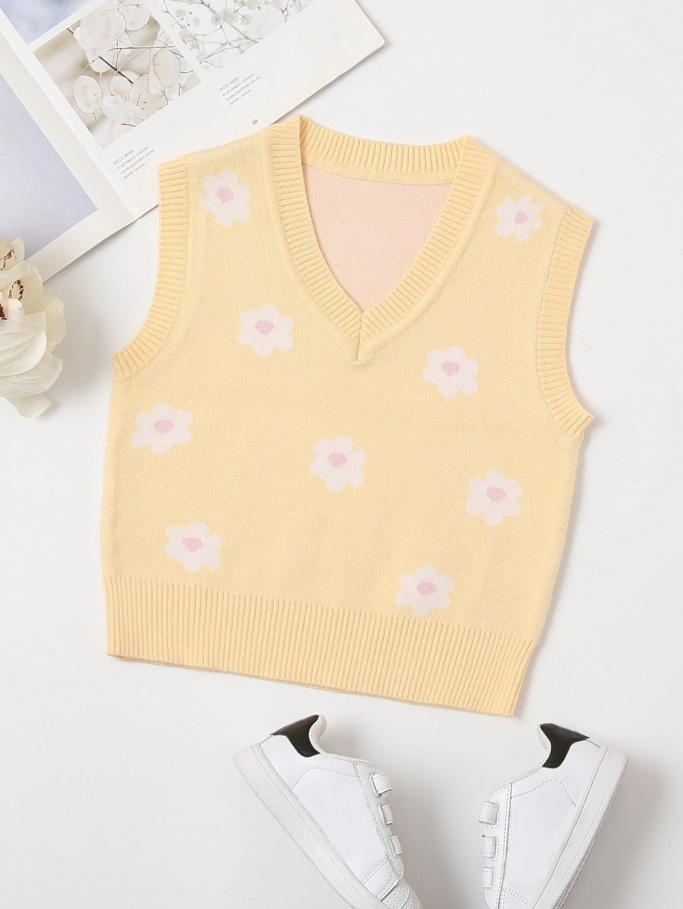 Toddler Girls Floral Pattern Sweater Vest | SHEIN