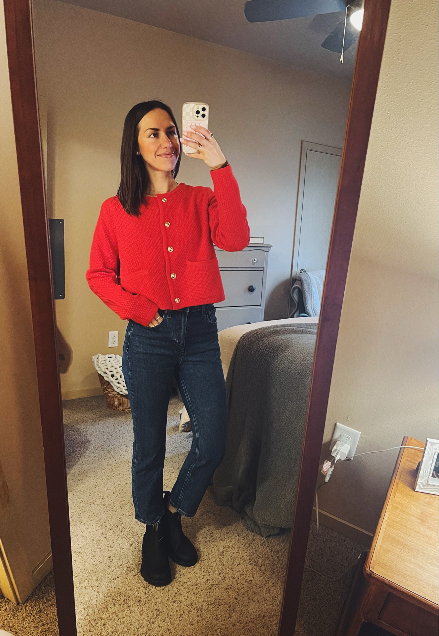 The cutest sweater and such a great pop of color ❤️

#LTKSeasonal #LTKWorkwear #LTKStyleTip