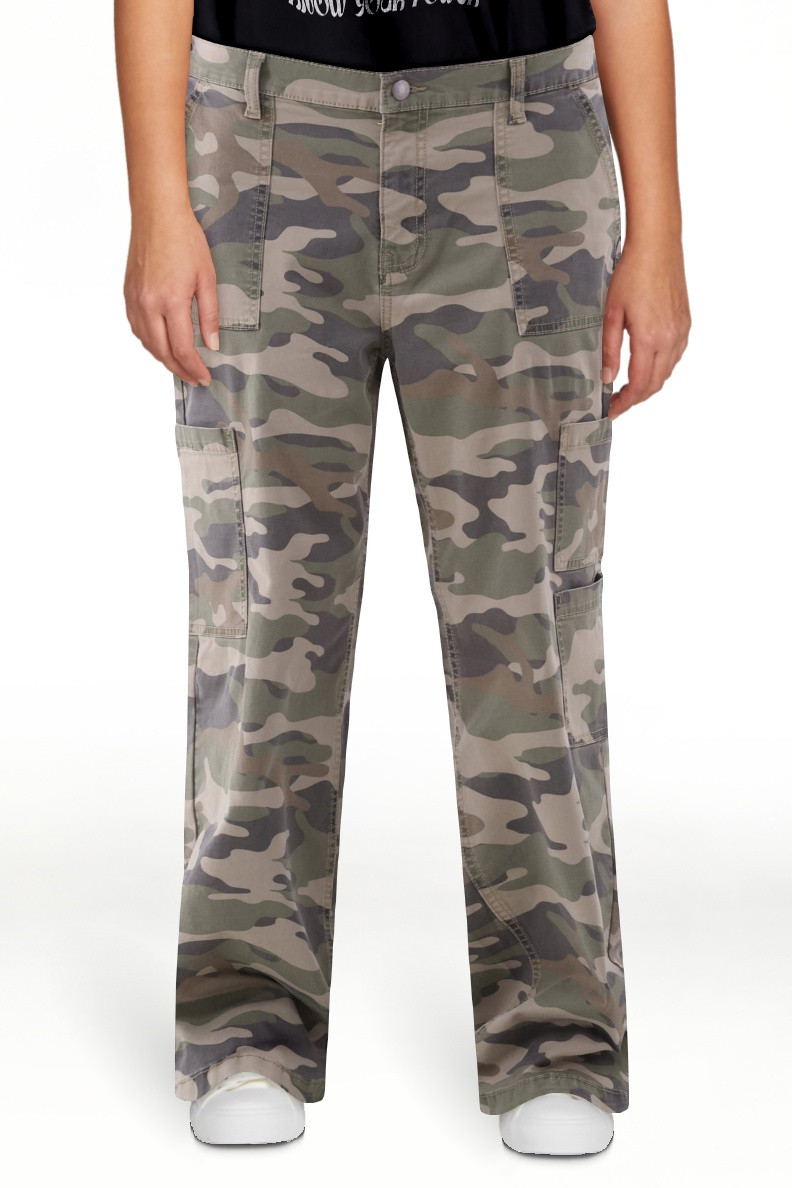 No Boundaries Wide Leg Cargo Pants, 31.5'' Inseam, Women's and Women's Plus XXS-4X | Walmart (US)