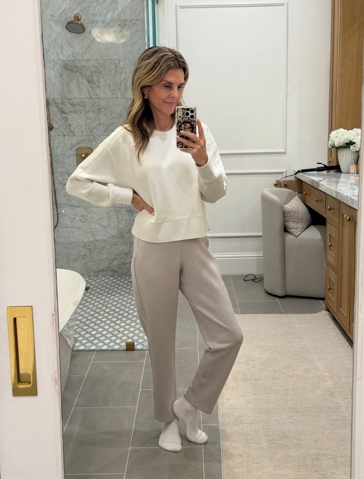 I’m 5’6’’. Use code FASHIONEDLIFEXSPANX for a discount (new customers only).

#LTKootd #LTKActive #LTKOver40