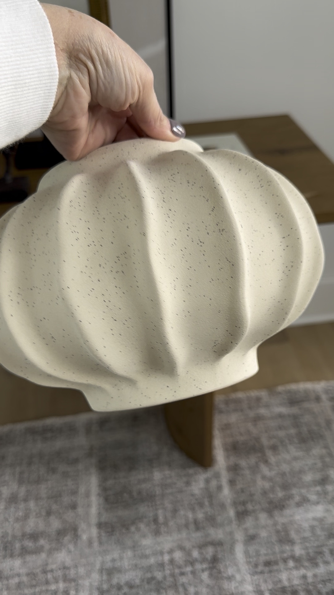 Gorgeous texture on this vase! Grab both the short and tall sizes. Linked my whole console set up
Target
Wayfair
AllModern


#LTKStyleTip #LTKHome #LTKWatchNow