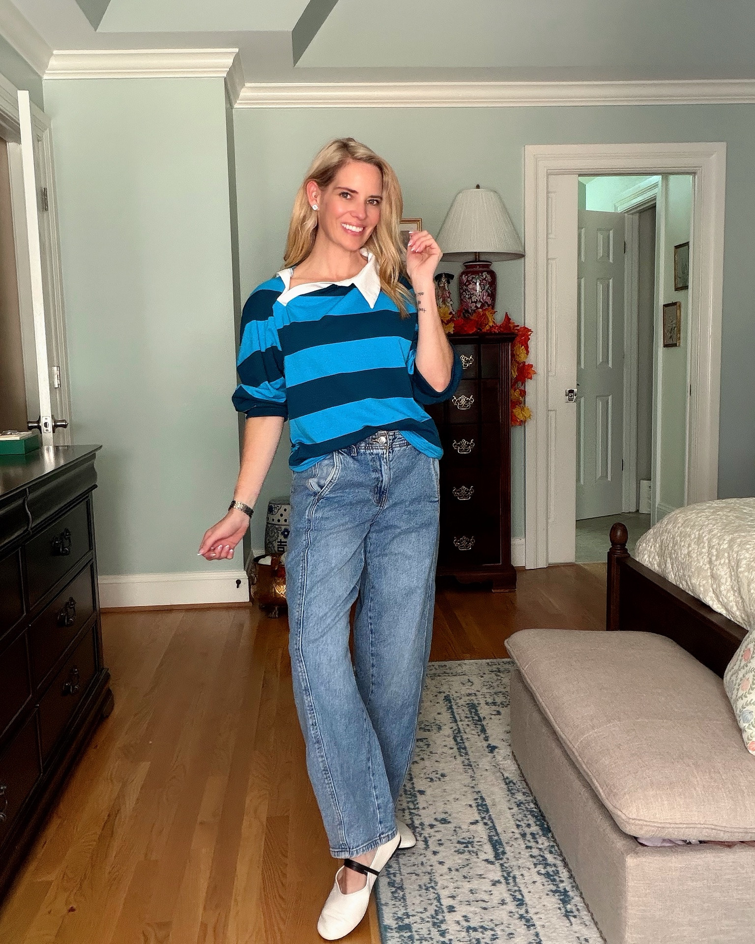 Title: Blue & White Striped Top + Wide Leg Jeans 💙
Description:
A little preppy with a sporty twist! 💙 This blue and navy striped top with the oversized white collar and puff sleeves is such a fun addition to a casual fall wardrobe. Paired it with relaxed wide-leg jeans and classic Mary Jane flats for an effortlessly chic everyday look. ✨
Perfect for casual outings, school drop-off, weekend errands, or dressing up your favorite denim. Love the retro-inspired stripes and feminine details!
Shop this striped top, wide-leg denim, Mary Jane flats, casual fall outfits, preppy everyday style, relaxed denim outfits, classic blue and white fashion, and affordable transitional wardrobe staples. 💙👖✨

#LTKOver40 #LTKSeasonal #LTKootd