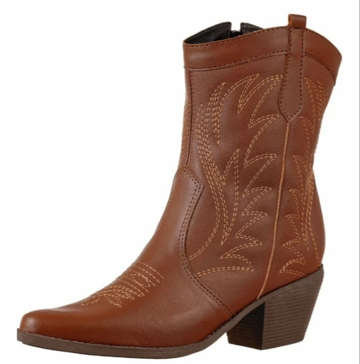 Bota Texana Gigil Cano Curto Bordada Caramelo.

#LTKbrasil #LTKsalealert #LTKstyletip