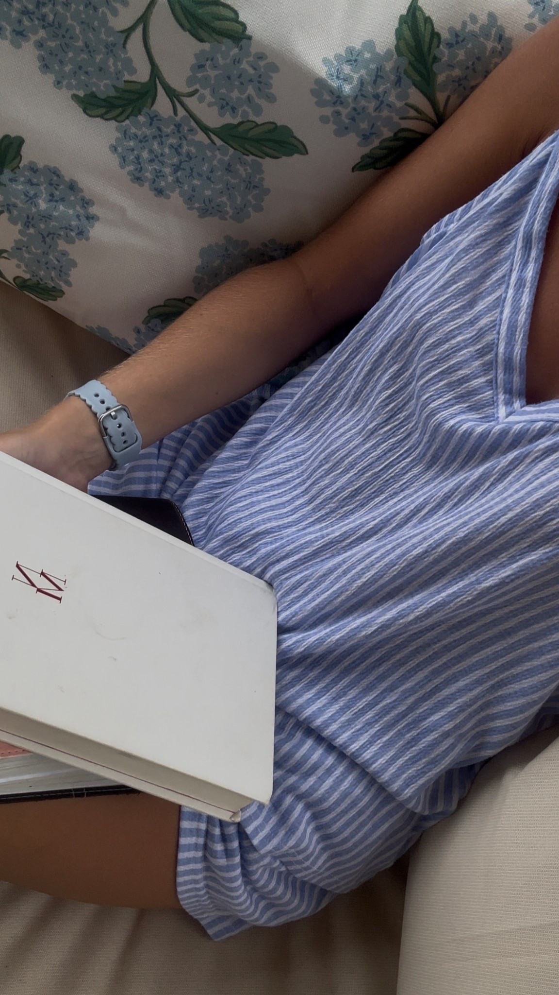 Cutest pillows 🩵🩵💚💚

#LTKSeasonal #LTKHome #LTKFindsUnder50