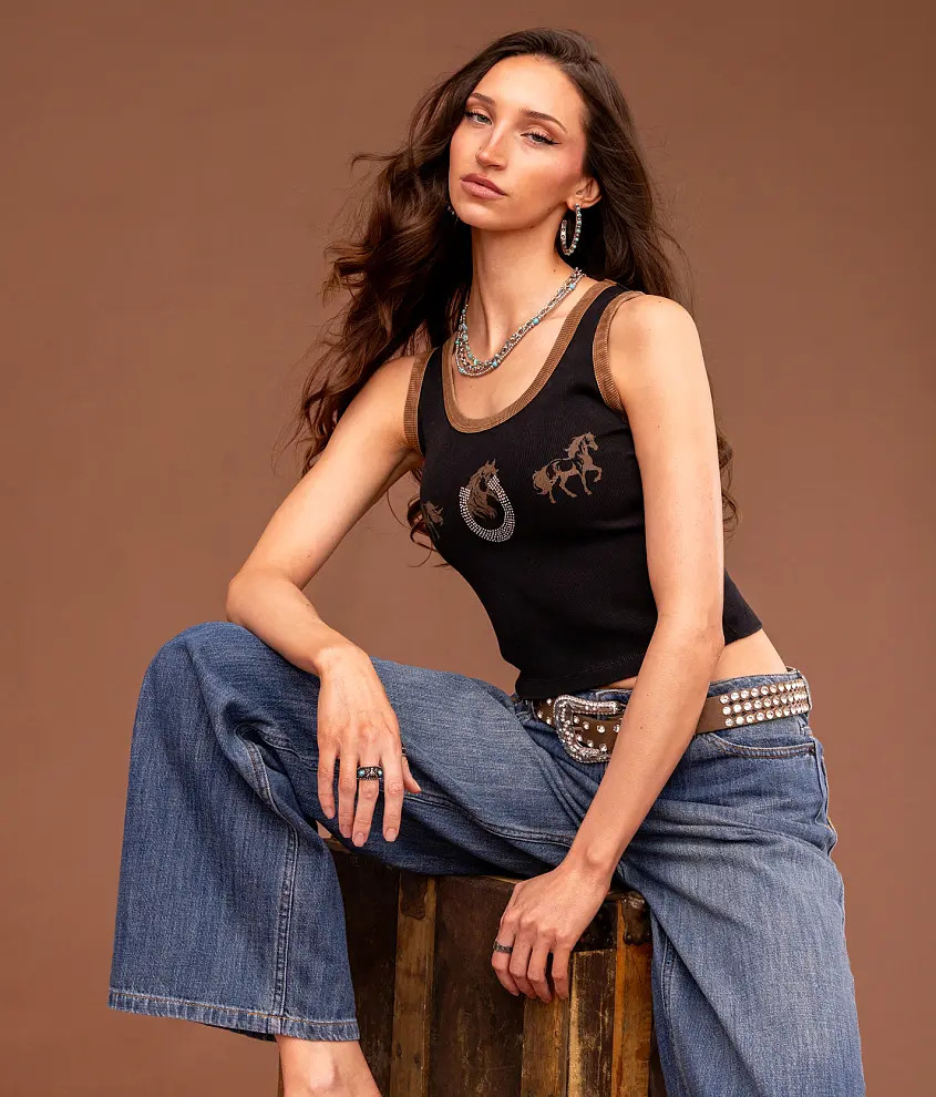 Horseshoe Cropped Tank Top | Buckle