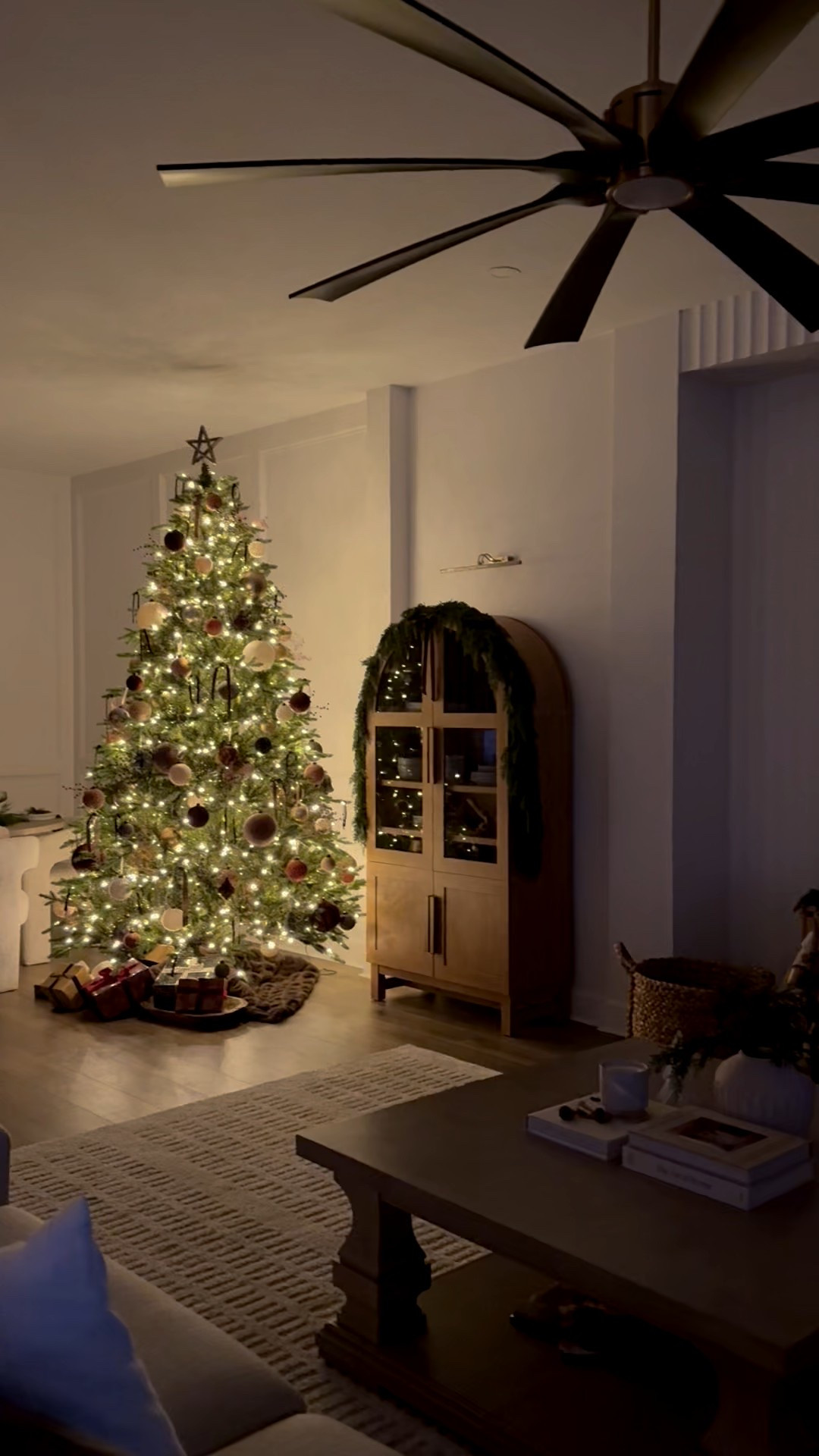 Christmas tree, holiday decor, ornaments, Christmas decorations, neutral Christmas, home decor, home for the holidays, garland, pre-tree, tree topper, cozy home, twinkle tree 


#kingofchristmas 

#LTKHoliday