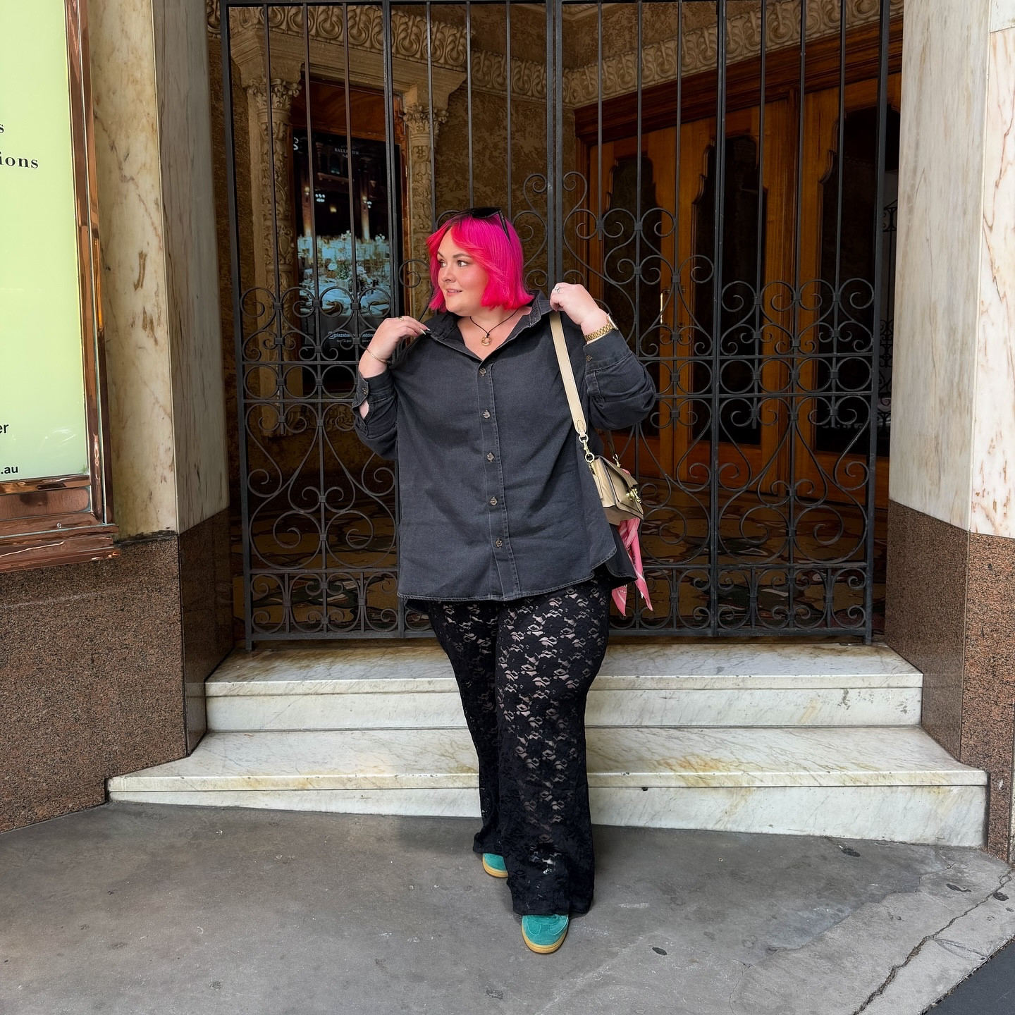 Always fashionably late (to a trend)

@dissh | 🔗 linked in my LTK (bio link)

#lacepants #dissh #melbournefashion #plussizefashion #plussizestyle #plussize #plussizeinfluencer #plussizefashionblogger #curvystyle #curvy #curvystyle
