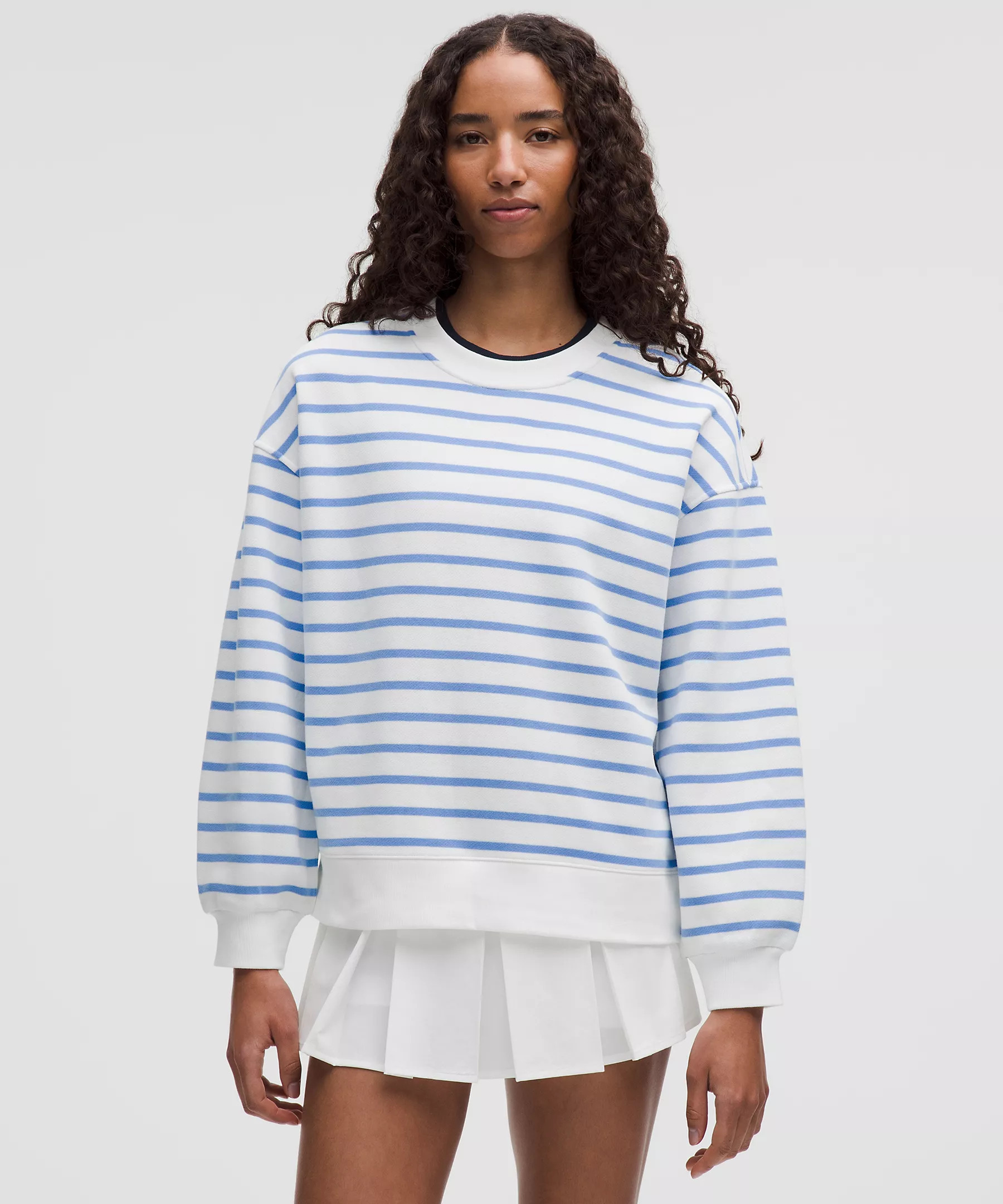 Perfectly Oversized Fleece Crewneck Pullover | Women's Hoodies & Sweatshirts | lululemon | Lululemon (US)