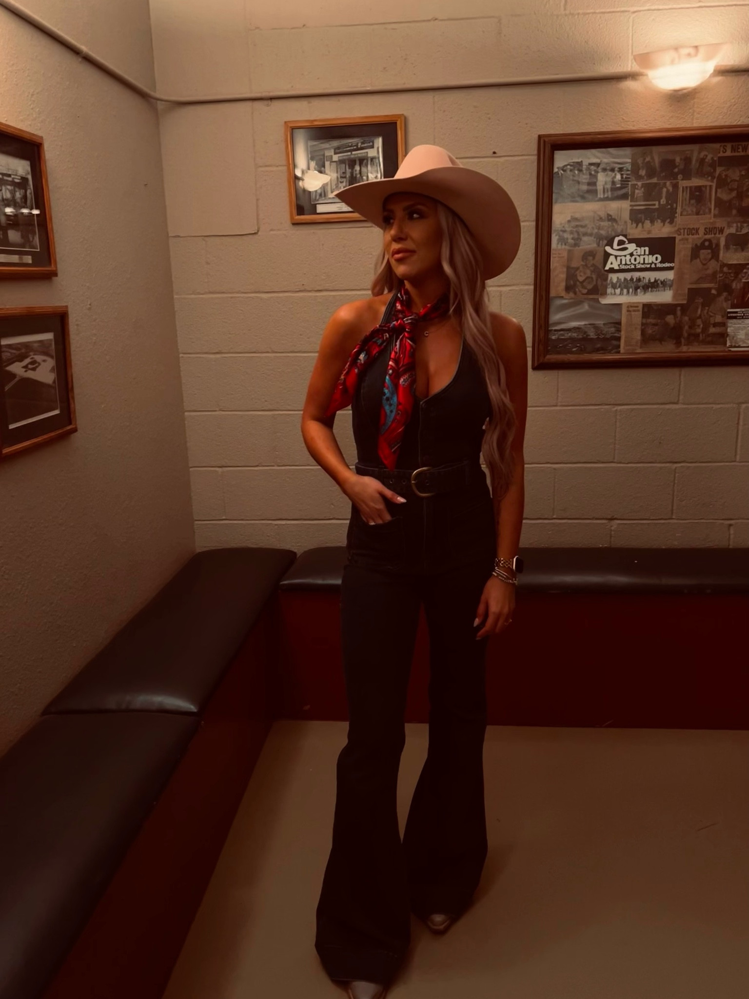 Western style, rodeo fashion, jumpsuit, denim 

#LTKSpringSale #LTKMostLoved #LTKSeasonal