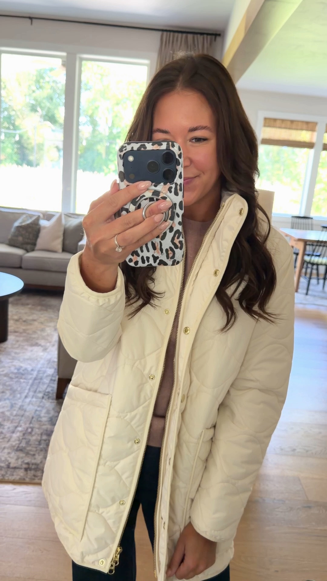 The fall jacket you’ll reach for with EVERYTHING. 🤍🍂 Love the longer length + quilted detail— cute with denim, leggings or over a matching set. One of those easy throw-on-and-go pieces that makes the whole outfit look more put together. 
#QuincePartner @quince
@Shop.LTK  #liketkit liketk.it/xx