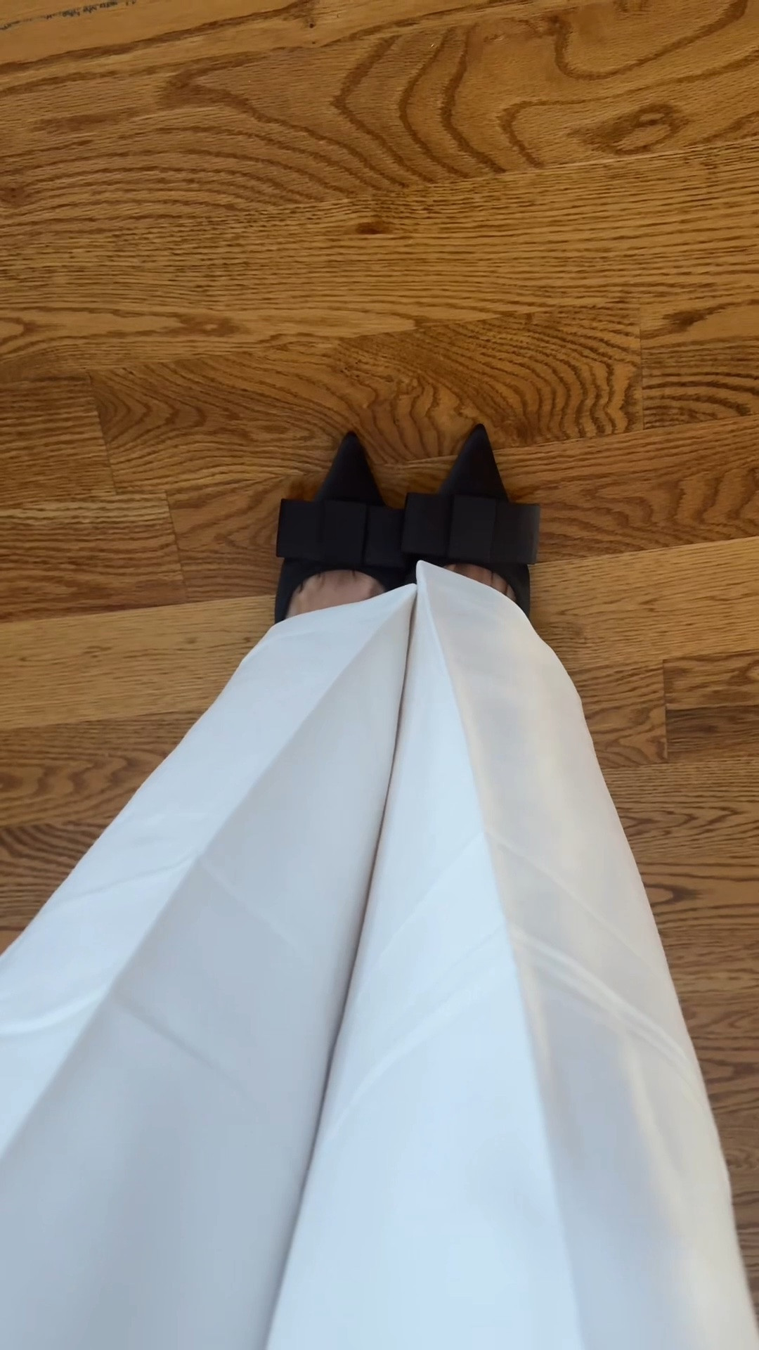 My forever favorite trousers from Abercrombie 

#whitetrousers #whitepants #summeroutfit #whiteoutfit #cottontshirt @abercrombie

#LTKgrwm #LTKootd #LTKU