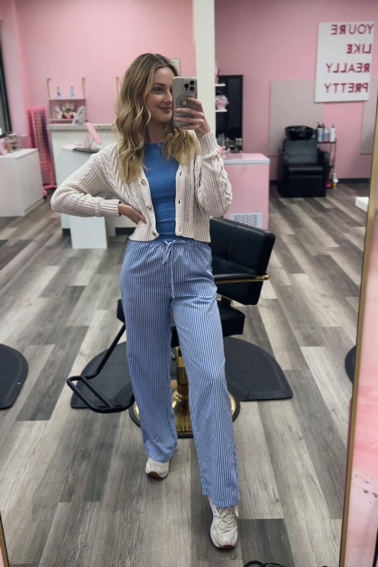 fall fashion, late summer fashion, comfy casual, ootd, early fall fits, workwear, hairstylist fashion, sweater, pants,  

 #LTKStyleTip #LTKWorkwear #LTKautumn