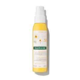 Sun Lightening Spray with Chamomile and honey | Avène USA