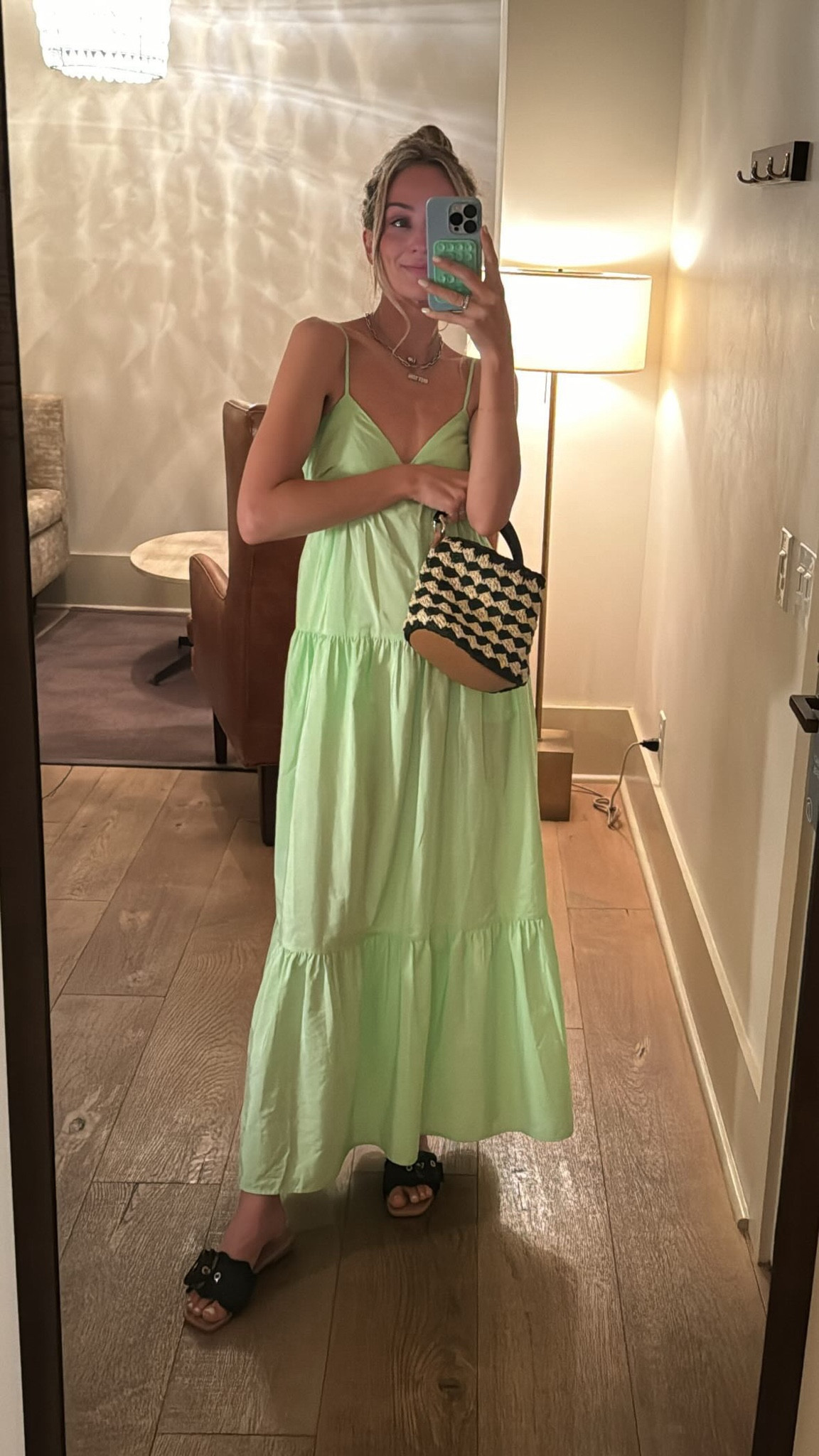 Charleston night 1 outfit 💚

#LTKStyleTip #LTKShoeCrush #LTKItBag