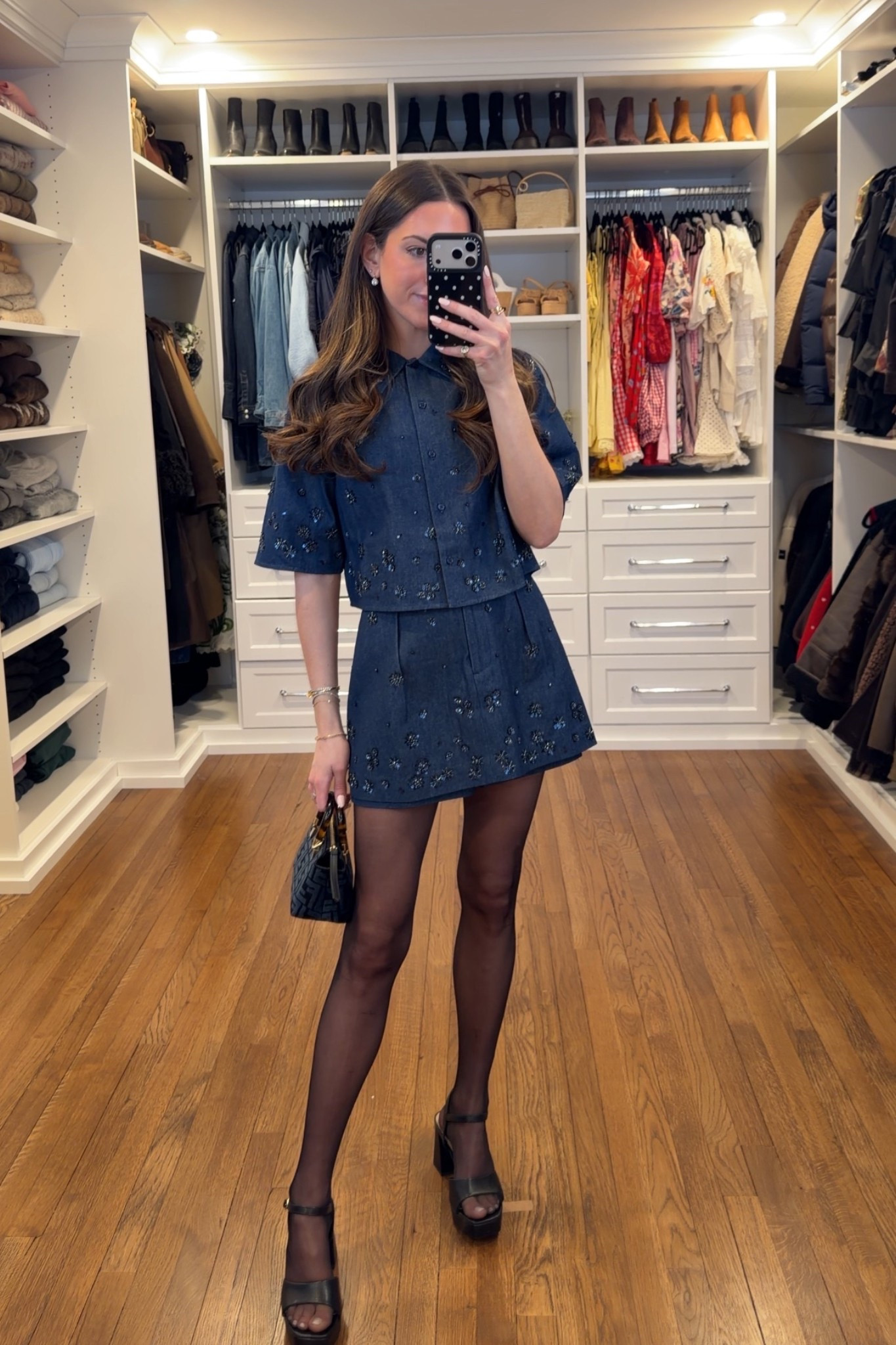 Size 34 

Matching set 
Denim set 

#LTKdayinmylife #LTKootd #LTKNYFW