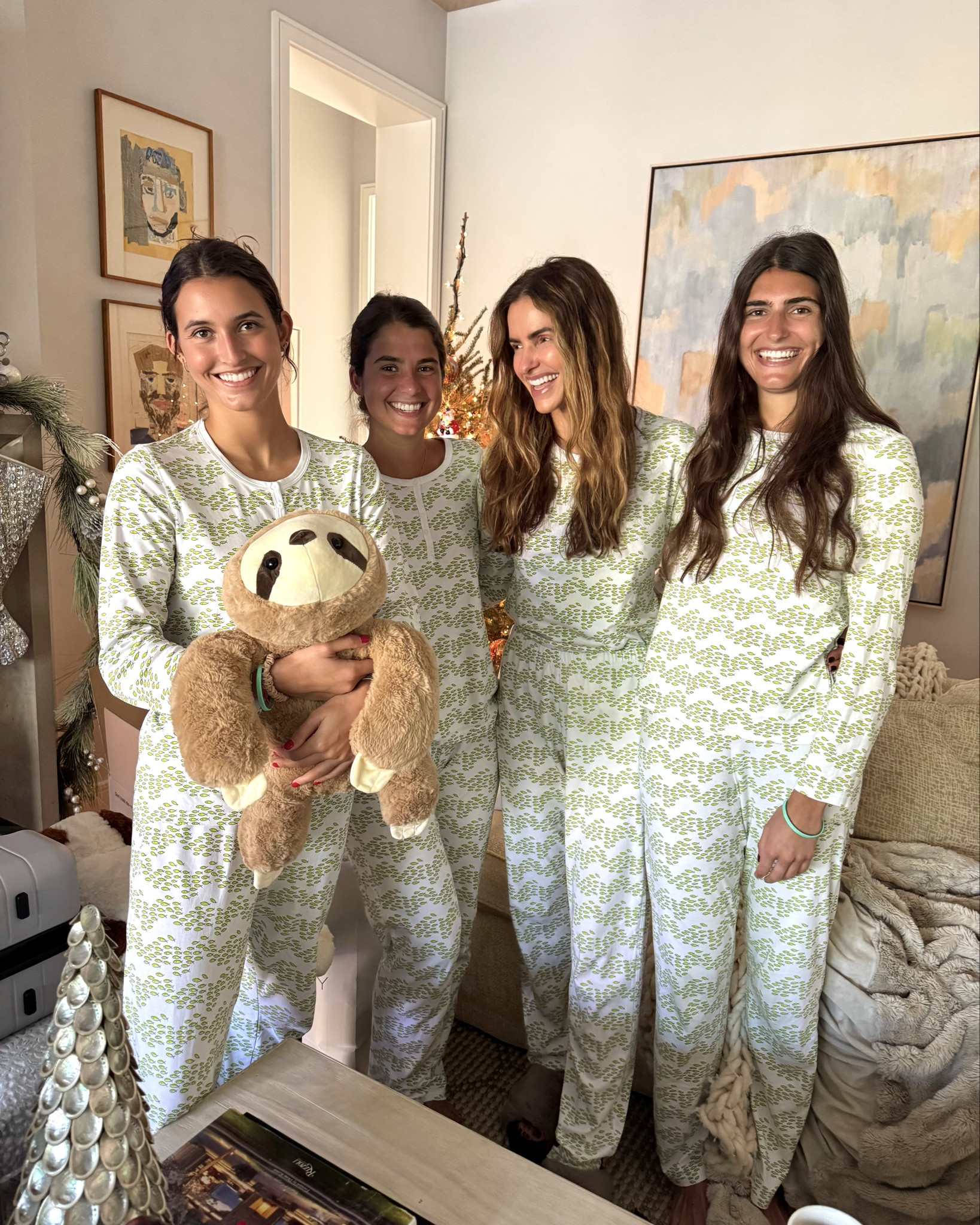 x-mas morning matching pj’s tradition💚🎄✨♥️

run tts were all wearing size smss as ok! 

#LTKHoliday #LTKmomlife #LTKmorningroutine