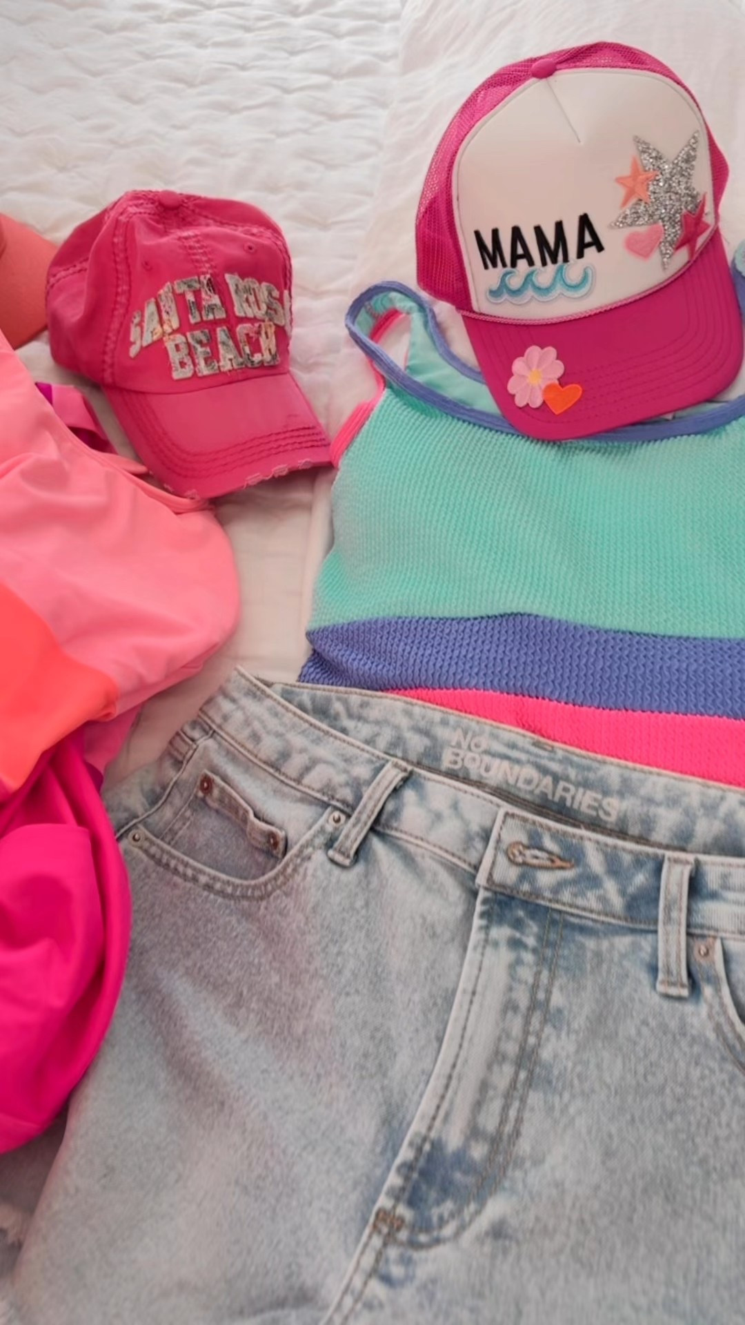 The best light wash stretchy denim shorts

#LTKSwim #LTKSeasonal #LTKSummerEdit