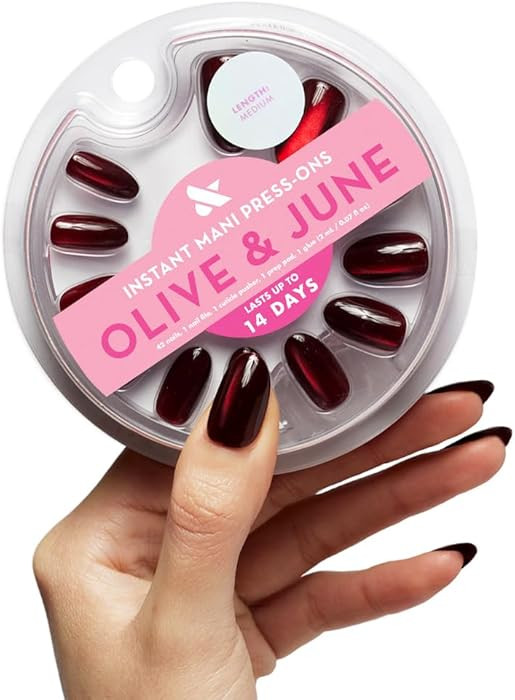 Olive & June Instant Mani Press On Nails (Glue) | 42 Fake Nails, 21 Sizes | Non-Toxic, Long-Lasti... | Amazon (US)