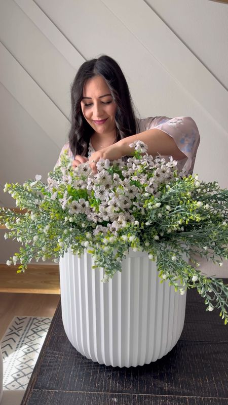 Spring ready with these beautiful faux flowers & plants that won’t die in the heat or no water 🌱🌼

Easter 
Home
Spring decor 
Easter decor
Outdoor entryway
Outdoor flowers plants
Faux flowers and plants 
Walmart planter 

#LTKhome
