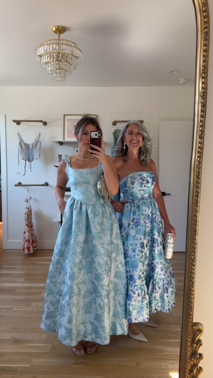 Mom and me wedding guest and formal event dresses  

Mac Duggal: Emerson10
divi: emerson15
electric picks: emerson20

Wearing my usual smalls/2 
Mom wears a medium/6 in most- sized down one in the mac duggal

Wedding guest
Formal event
Black tie
Floral
Metallic
Pleated
Mother of the bride
Special occasion 


#LTKSeasonal #LTKgrwm #LTKootd