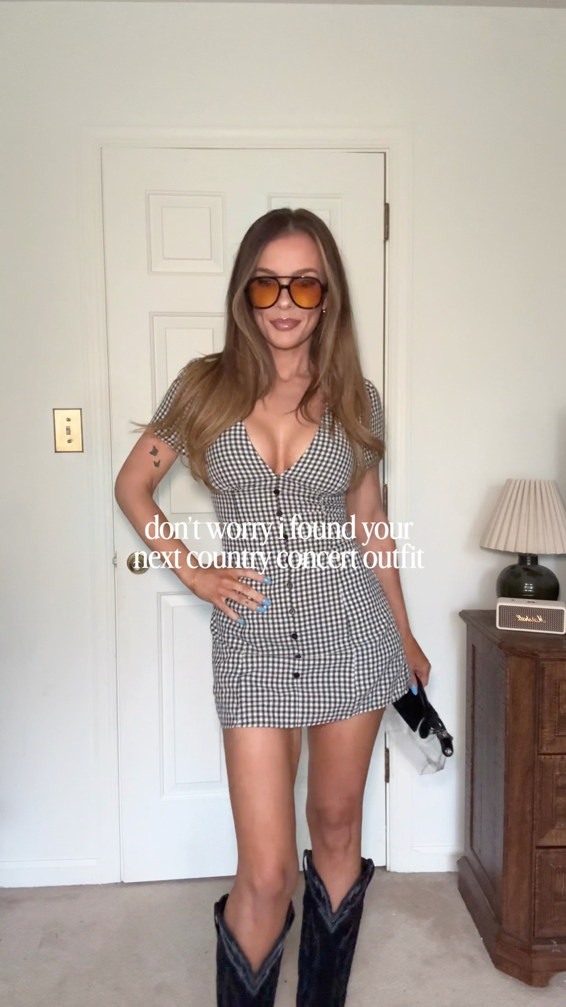 Exactly what I would be wearing to see Morgan Wallen in Pittsburgh or honestly any country concert for that matter. This romper was my number one seller over the past year for good reason. It makes you look SNATCHED. Currently 15% off with code APP150 

Wearing size 2 petite.

#LTKSaleAlert #LTKootd #LTKSeasonal