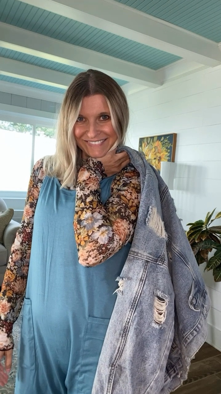 From ☀️summer ☀️ straight to 
🍁fall🍁 I’m 5’3 128 lbs and wearing size small. 

#LTKSaleAlert #LTKFindsUnder50 #LTKSummerSales